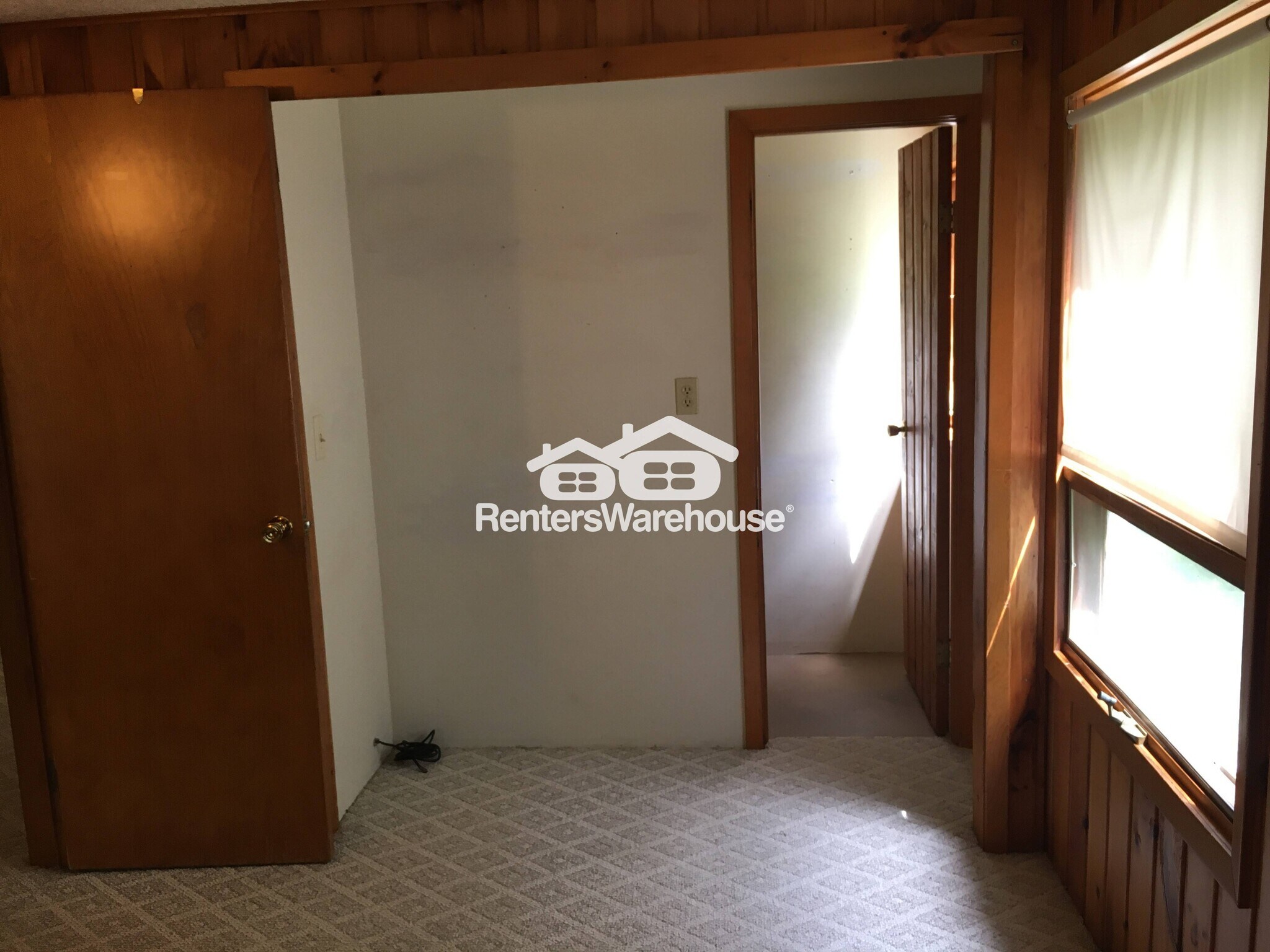 Building Photo - 1137 Birchwood Ln