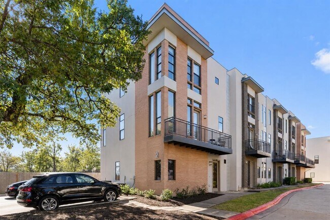 Building Photo - 6000 S Congress Ave