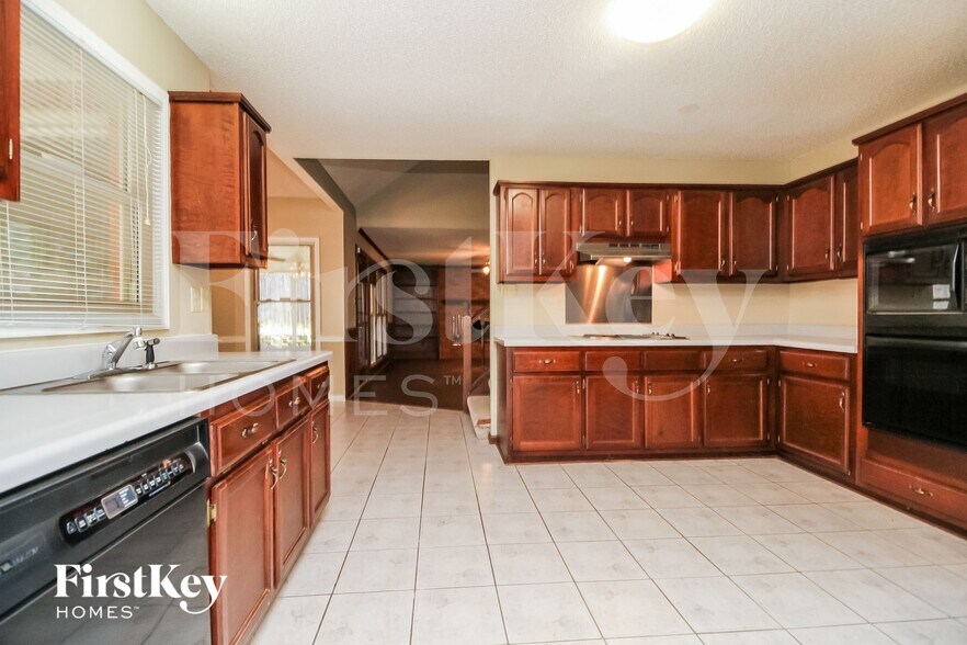Building Photo - 2672 Morning Woods Dr