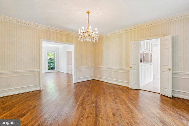 Building Photo - 7804 Lonesome Pine Ln