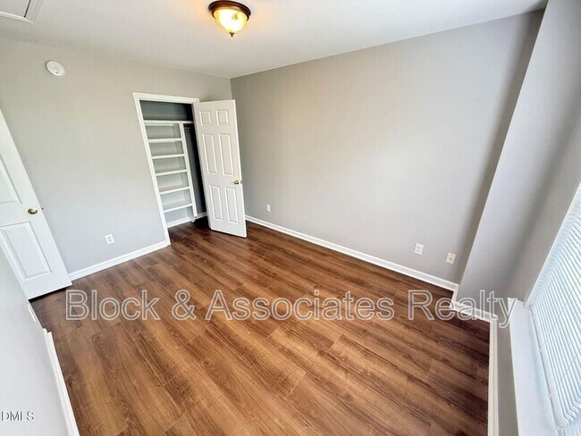 Building Photo - 3113 Settle In Ln