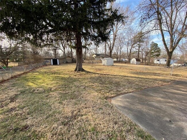 Building Photo - 7 Edgeworth Ave