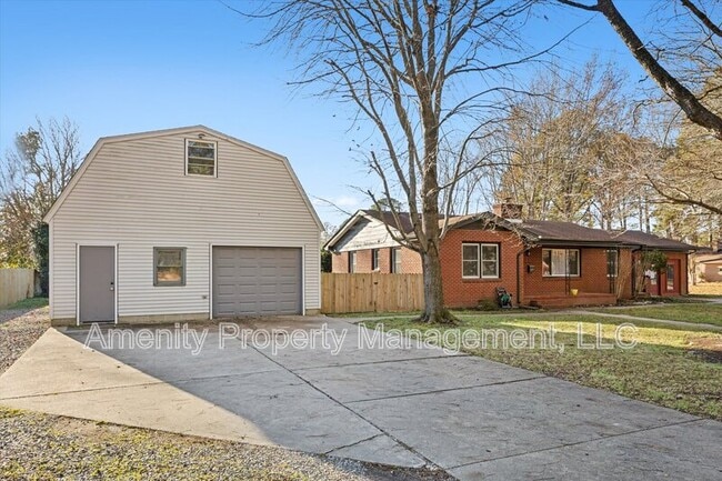 Building Photo - 139 Nicewood Dr