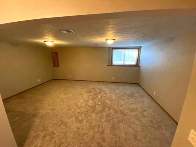 Lower Level Family Room - N1125 Craftsmen Ct