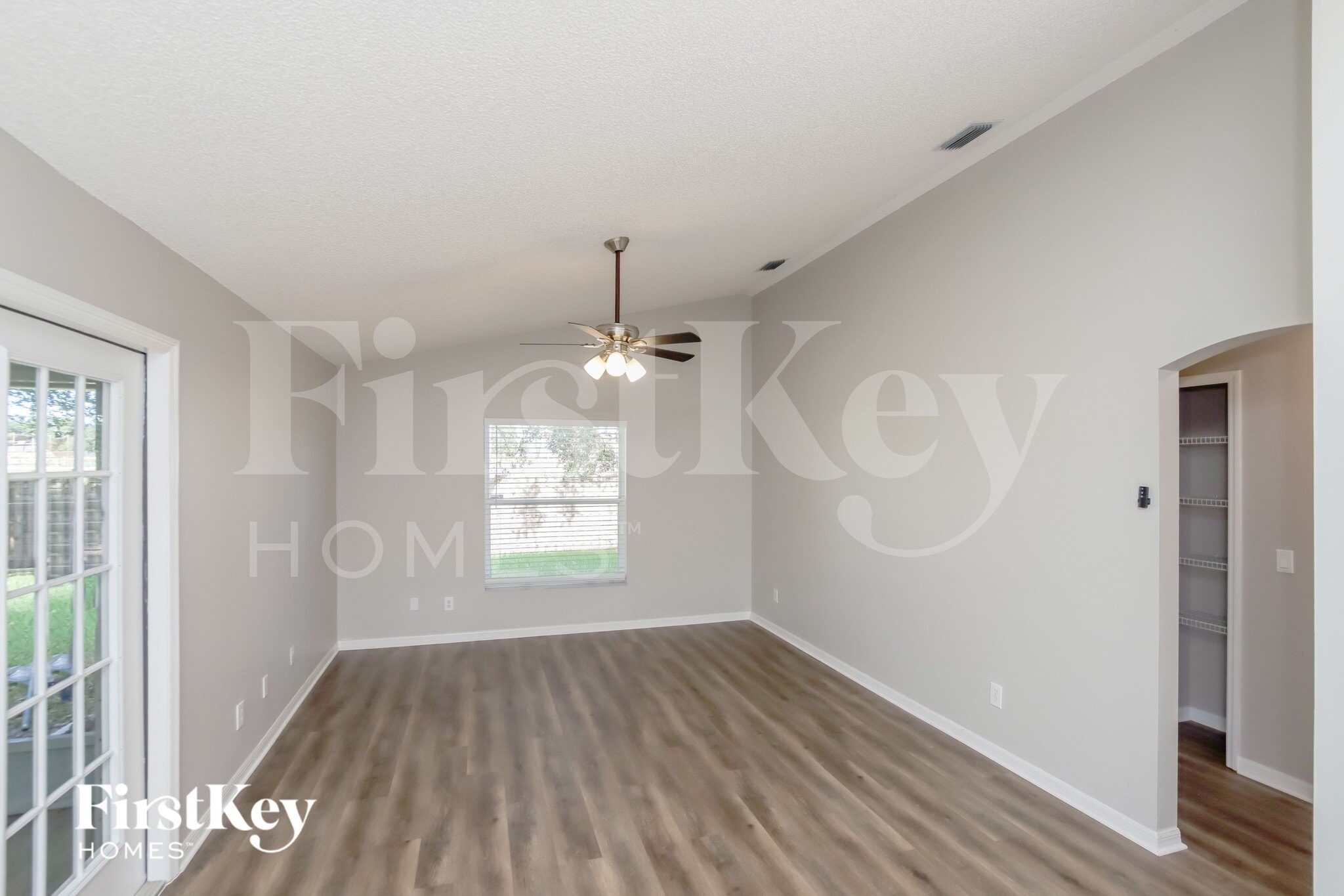 Building Photo - 3576 Egret Dr