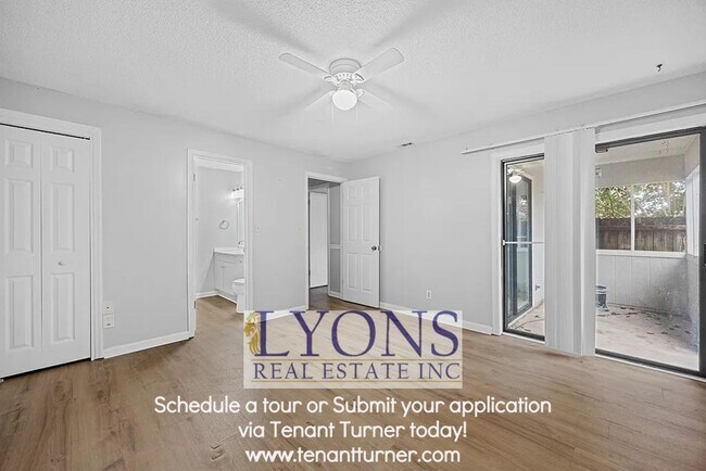 Building Photo - 4 bed 2 bath house cozy neighborhood!!