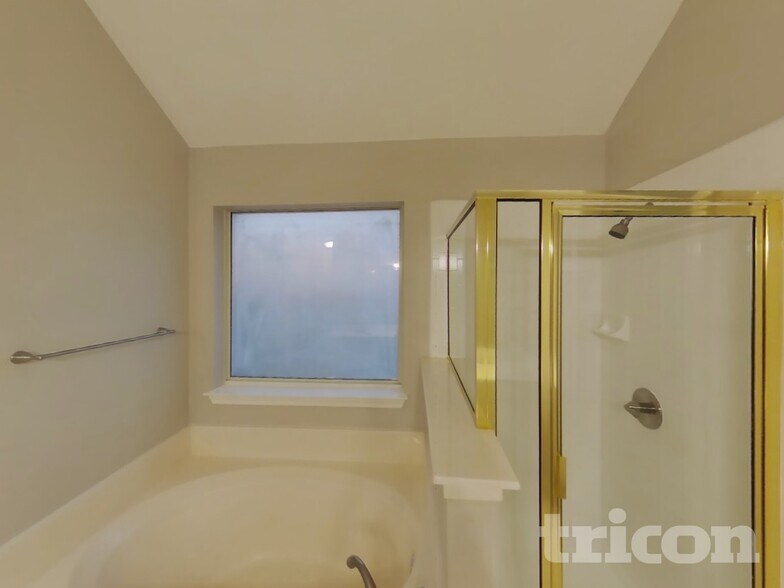 Building Photo - 1508 Creekpark Ct