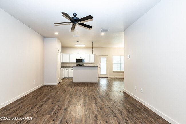 Building Photo - 2527 138th St