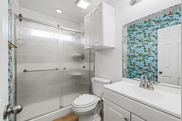 Building Photo - 6212 Crestmont Ln