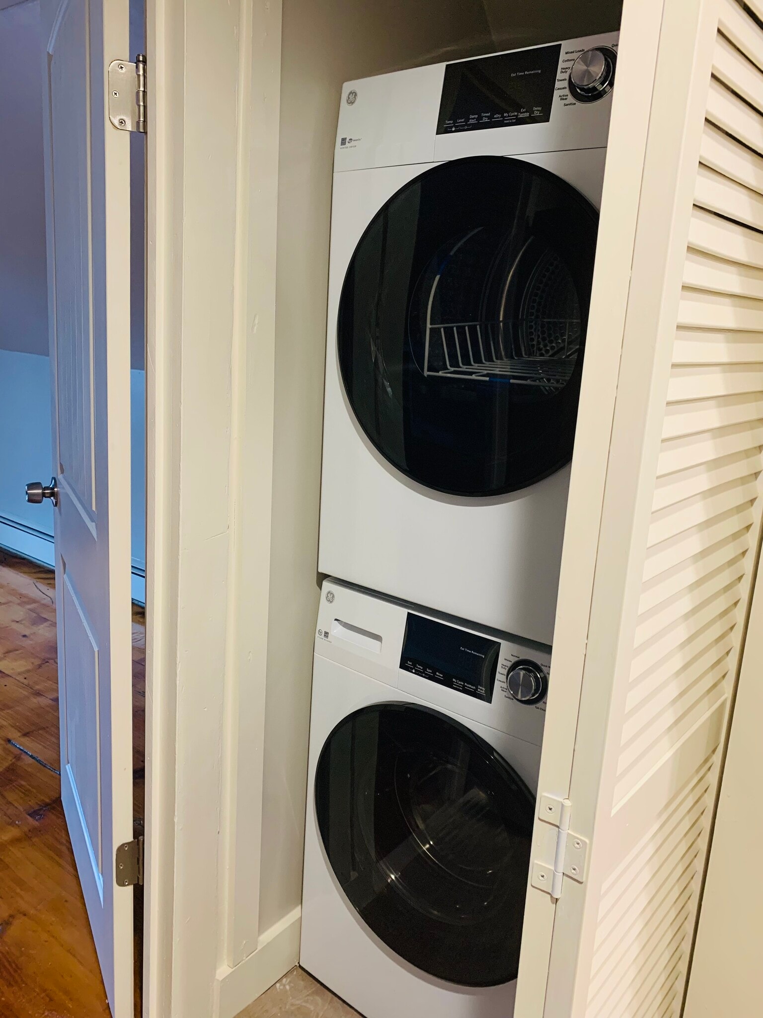 Building Photo - 2015 Quechee Main St