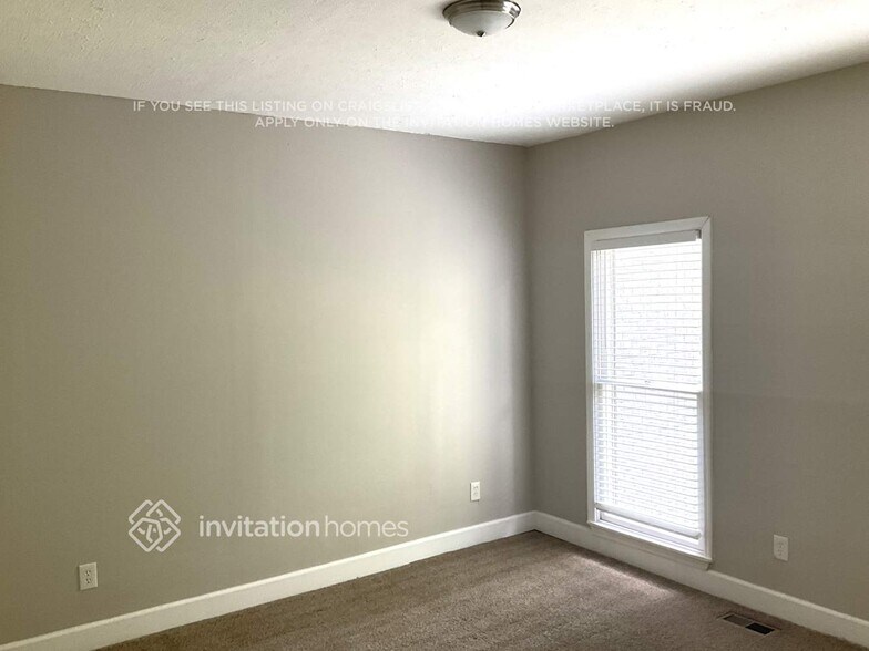 Building Photo - 4350 Pompey Dr SW