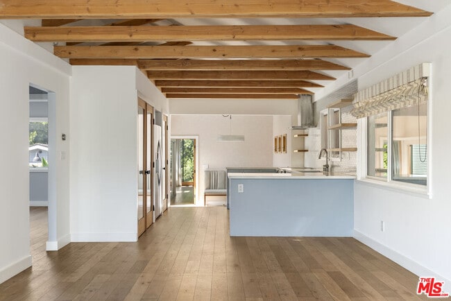 Building Photo - 4031 Camero Ave