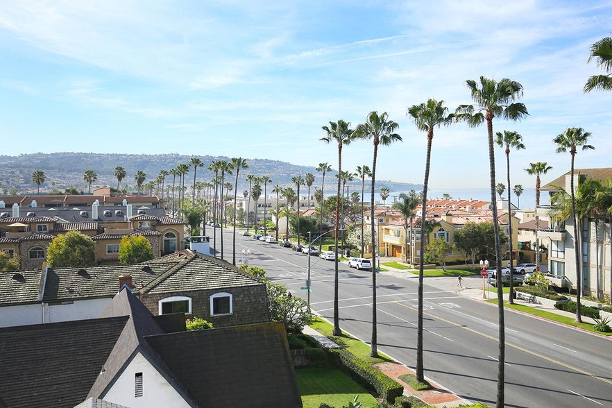 Building Photo - Riviera Vista Apartments