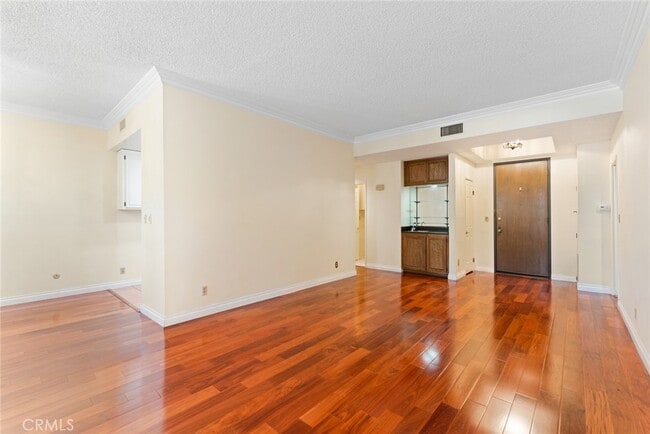 Building Photo - 497 E California Blvd