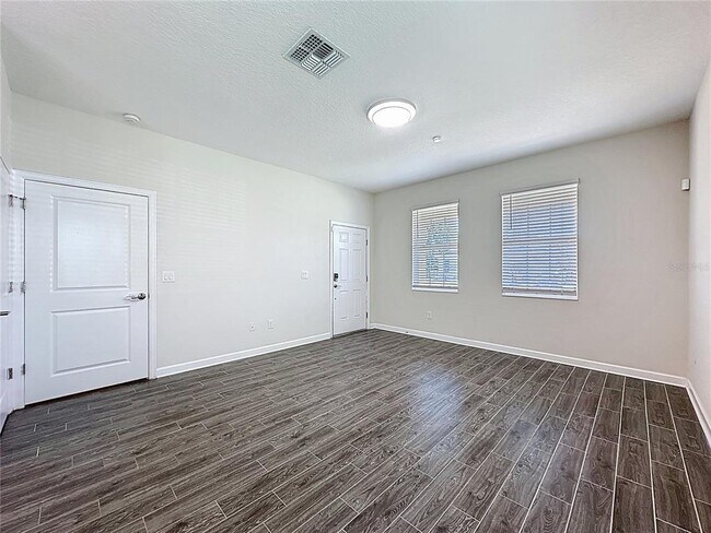 Building Photo - 521 Brunswick Dr