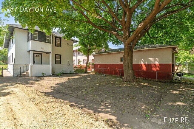 Building Photo - 987 Dayton Ave
