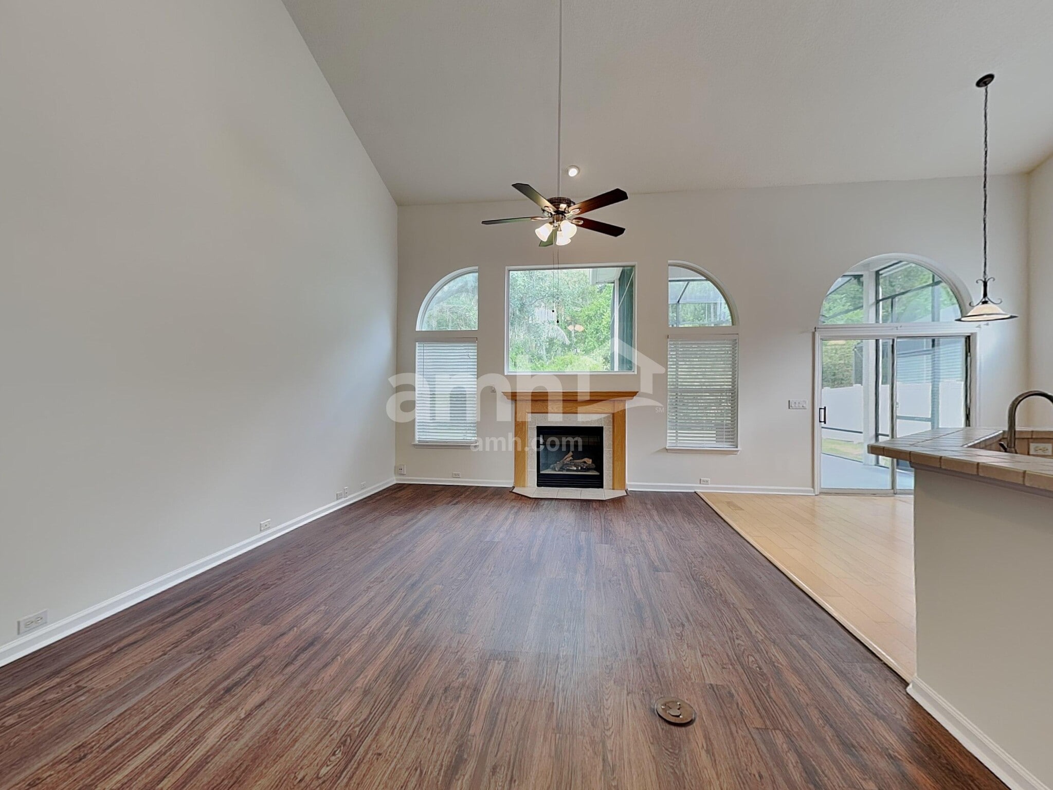 Building Photo - 240 Sweetbrier Branch Ln