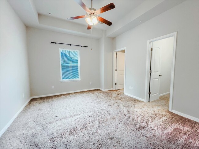 Building Photo - 7220 Wyoming Springs Dr