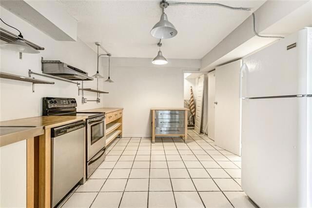 Building Photo - 903 Octavia St