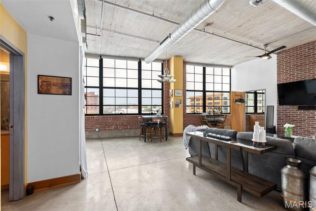 Building Photo - 2323 Locust St