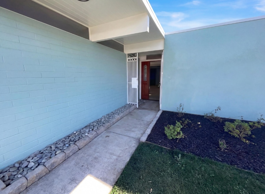 Building Photo - 2361 Oakmont Dr