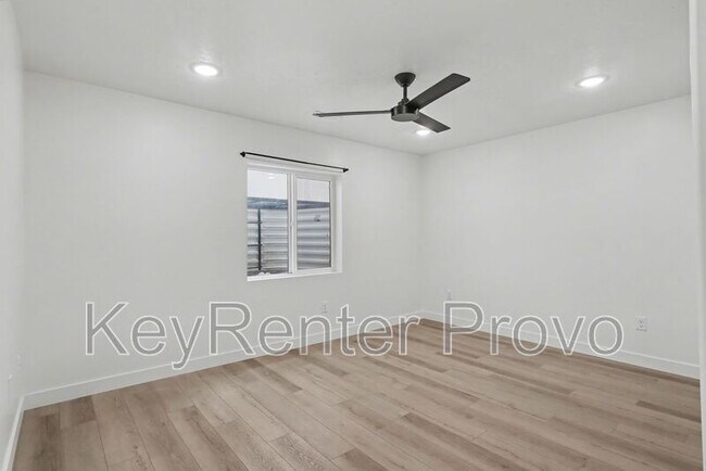 Building Photo - 4152 E Bonne Vista Dr