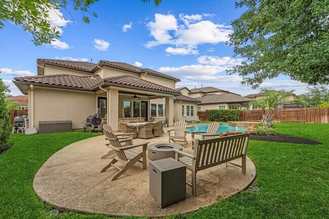 Building Photo - 5823 Stratton Wds Dr