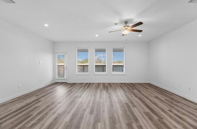 Building Photo - 13436 Sombrero Cay Dr