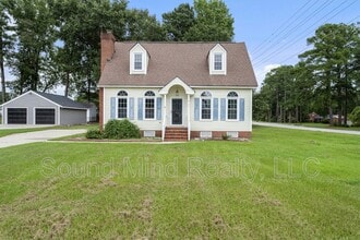Building Photo - 933 Beechwood Dr