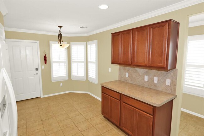 Building Photo - 113 Monument Hill Trail