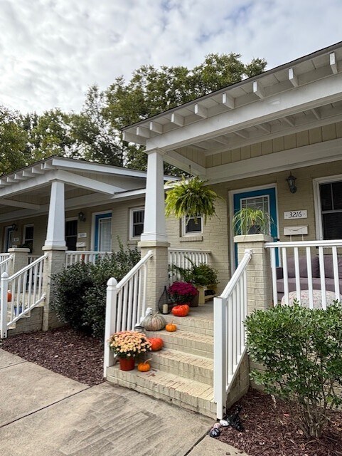 Building Photo - 3220 Wesley Ave