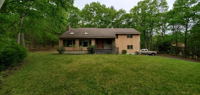 Building Photo - 200 Range Rd
