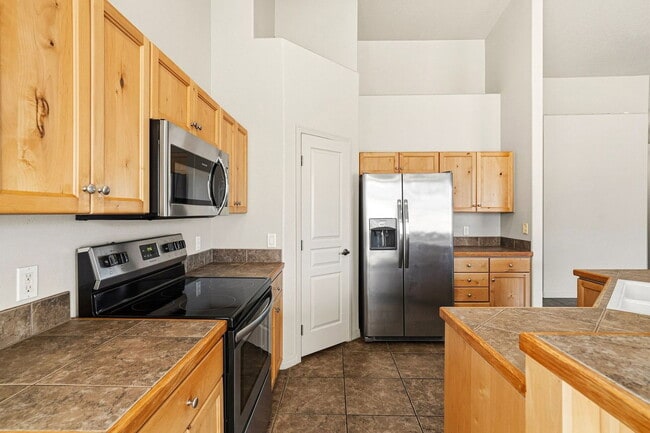 Building Photo - 2144 W 1050 N