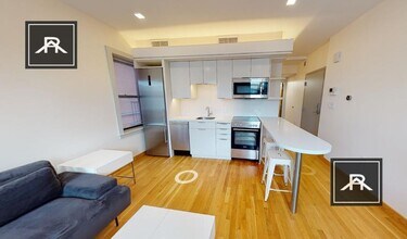 Building Photo - 1 bedroom in Cambridge MA 02138