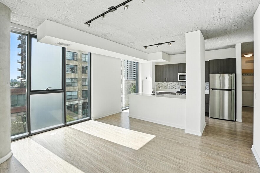 Building Photo - 1335 S Wabash Ave