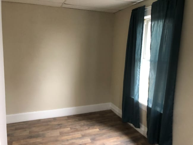 Building Photo - 2017 13th Ave