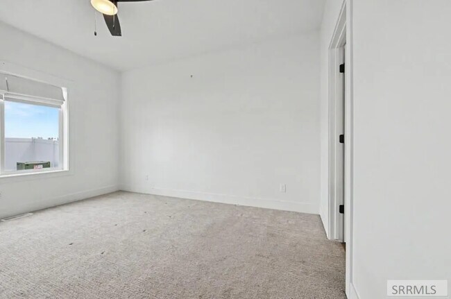 Building Photo - 367 Eliza Joy Ln