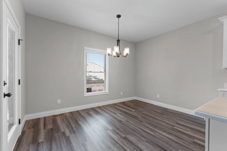 Building Photo - 91 E Summerfield Way