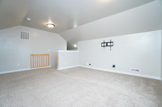 Building Photo - 1187 W Davenport St