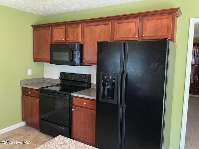 Building Photo - 763 Americana Dr