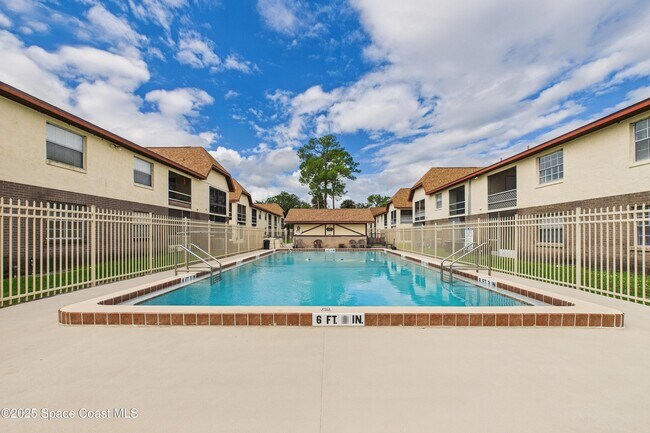 Building Photo - 3021 Sir Hamilton Cir