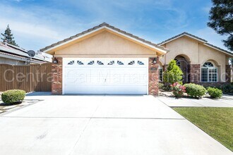 Building Photo - 3 Bedroom + Office, 2 Bath Home with Solar...