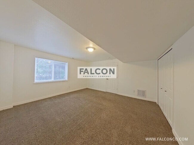 Building Photo - 1111 Mt Estes Dr