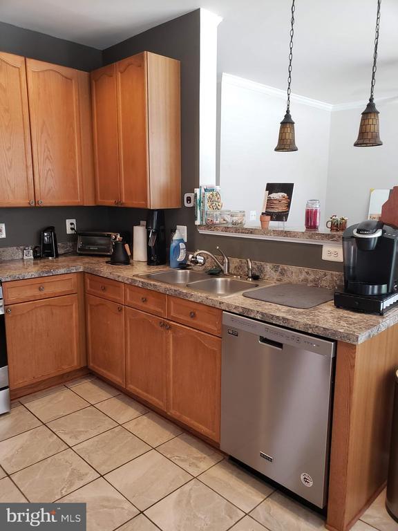 Building Photo - 2710 Bellforest Ct