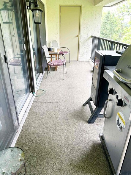 Building Photo - 48C Muirfield Dr