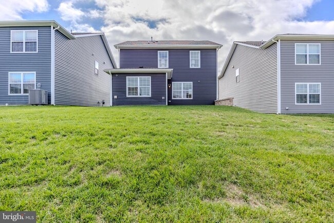 Building Photo - 171 Schyrock Dr