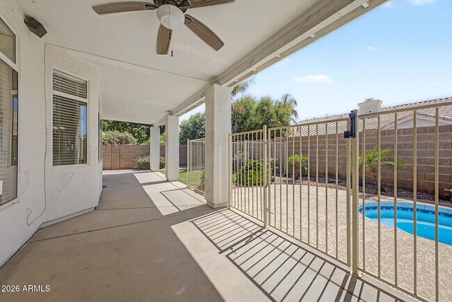 Building Photo - 22516 N 68th Dr