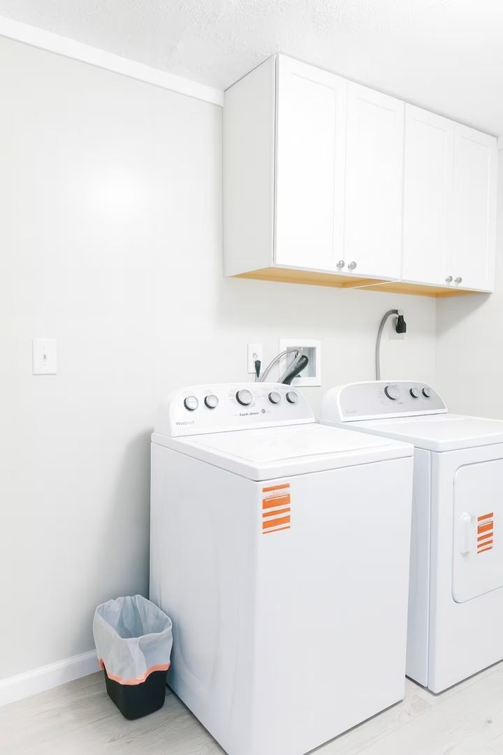 Building Photo - 7560 Mentor Ave