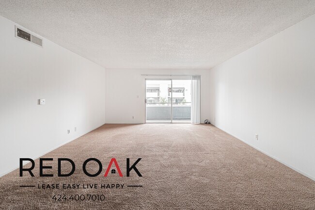 Primary Photo - 7025 Vassar Ave