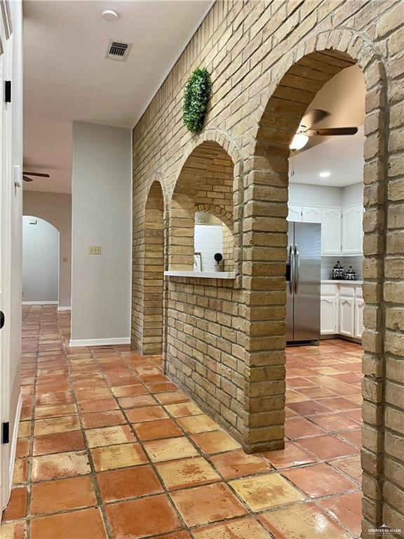 Building Photo - 2115 Ichabod Ln